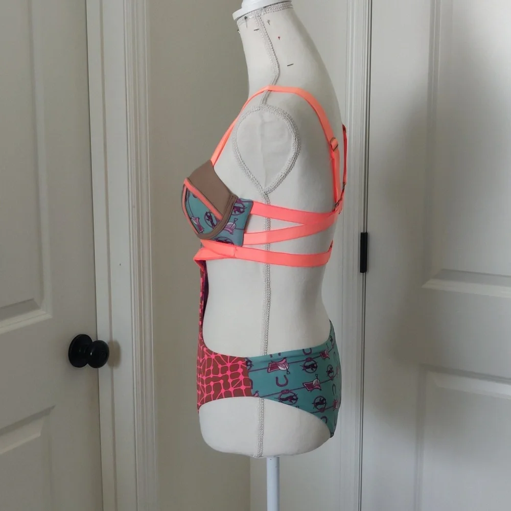 Maaji Citrus Award One-piece Swimsuit Cut Out Colorful Women's - Picture 10 of 16